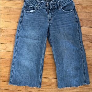 Hollister Women's Distressed Blue Boyfriend Jeans